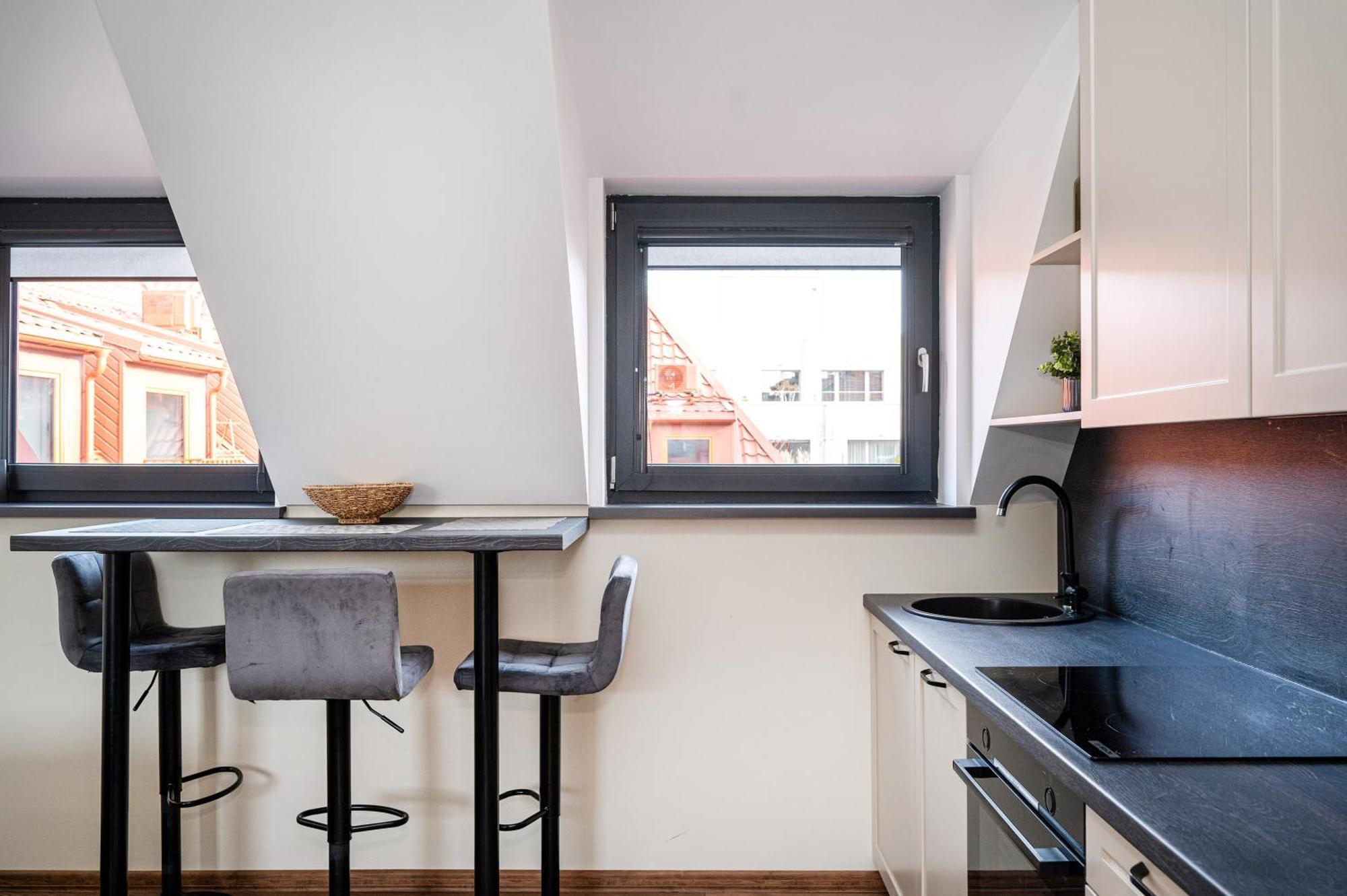 Íbúð Cozy Attic Self Check In